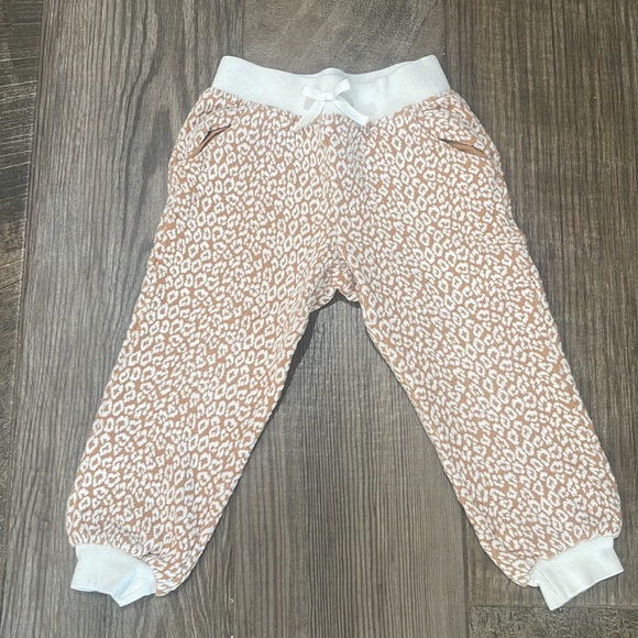 Janie and Jack Leopard Jacquard Sweatshirt with Matching Joggers - Picture 5 of 6